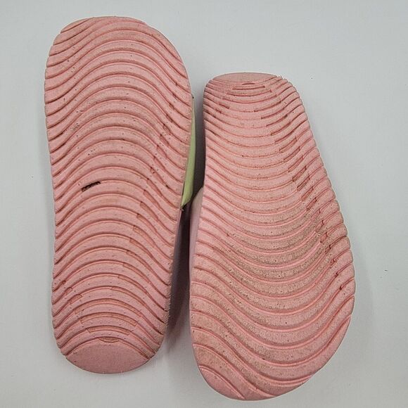Nike Kawa Slide Sandals Girls 6Y Pink Logo Arctic Punch Beach Casual CW1656-600 - Picture 8 of 10